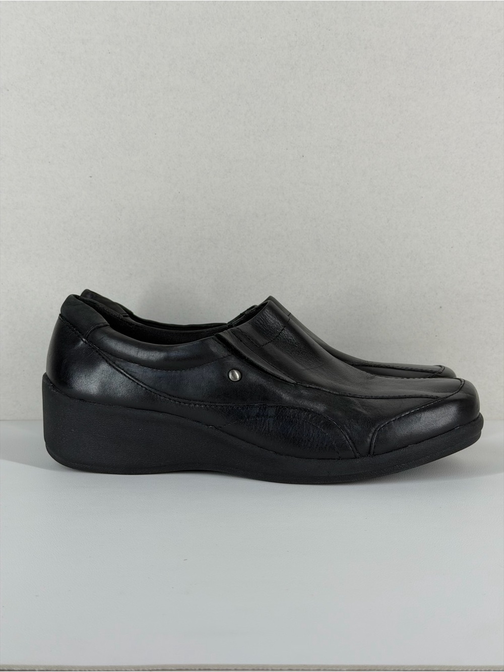 Naturalizer Black Leather Comfort Wedge
Slip On Women's Loafers